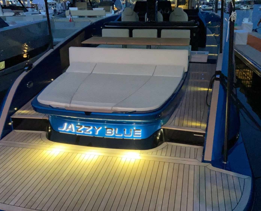 Jazzy Blue near by